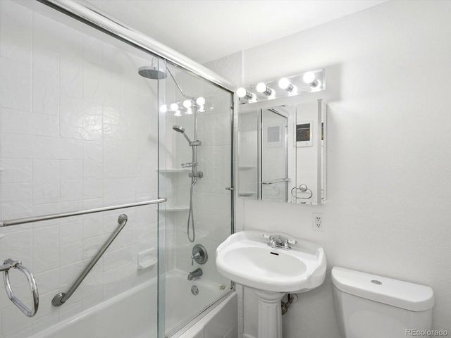 6022 Nelson St, Arvada, CO 80004