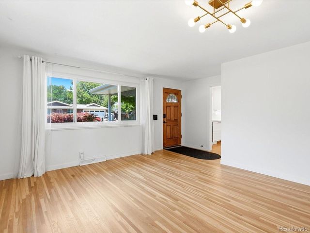 6022 Nelson St, Arvada, CO 80004