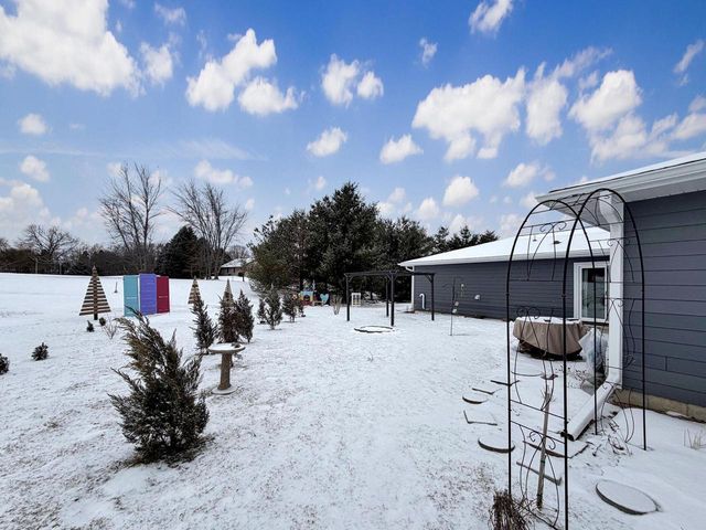 90 Mcdermott COURT, Random Lake, WI 53075