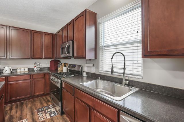 6042 Carlatun Street, Westerville, OH 43081