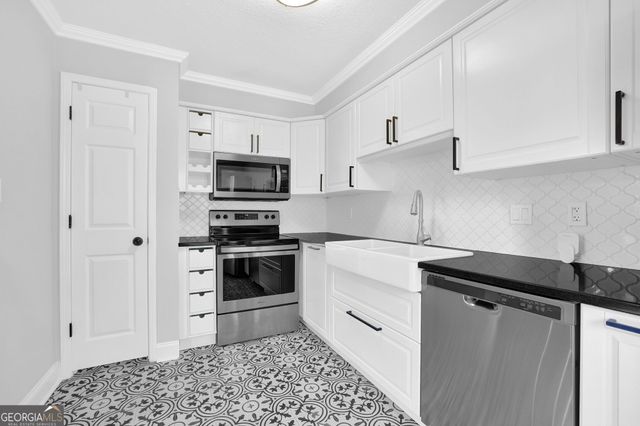 1104 Pine Heights Drive NE, Atlanta, GA 30324