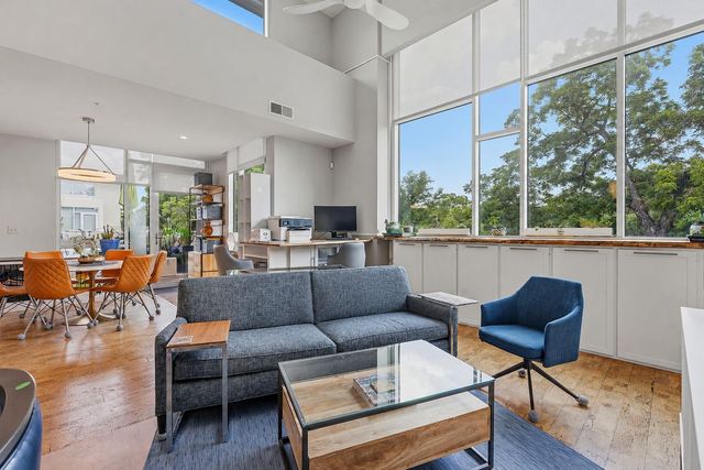 1600 Barton Springs RD 5406, Austin, TX 78704