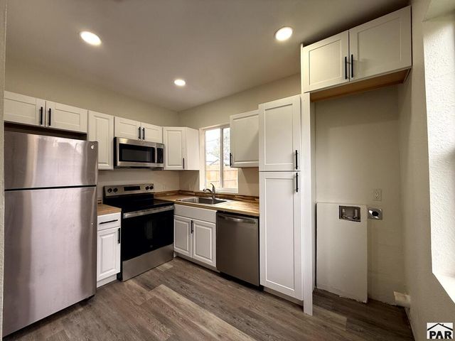1537 Cypress St, Pueblo, CO 81004