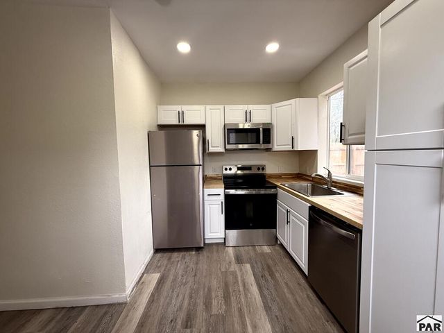 1537 Cypress St, Pueblo, CO 81004