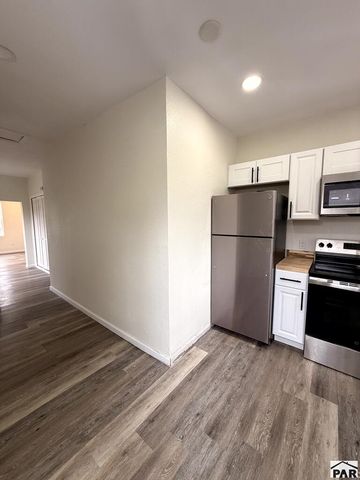 1537 Cypress St, Pueblo, CO 81004