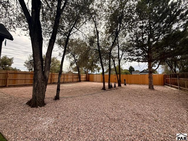 1537 Cypress St, Pueblo, CO 81004