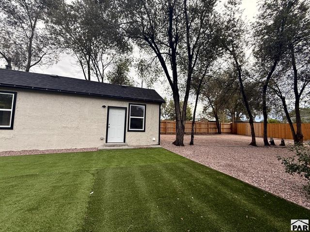 1537 Cypress St, Pueblo, CO 81004