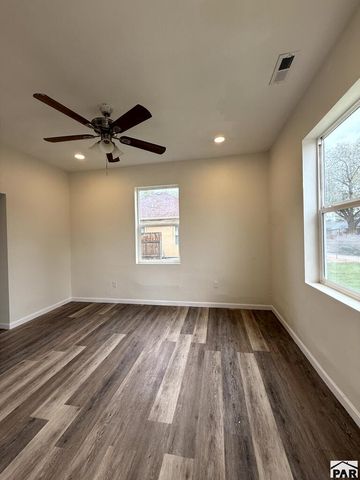 1537 Cypress St, Pueblo, CO 81004
