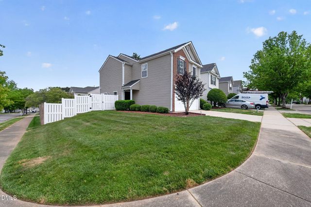 220 Danesway Drive, Holly Springs, NC 27540