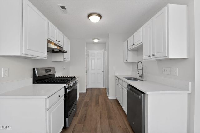 220 Danesway Drive, Holly Springs, NC 27540