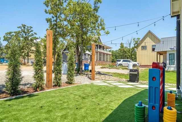 43 Ramble Along Road, Carlton Landing, OK 74432