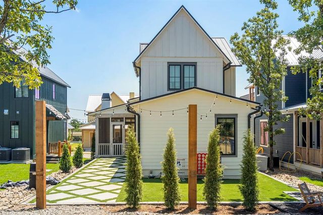 43 Ramble Along Road, Carlton Landing, OK 74432