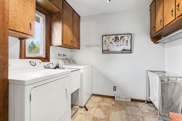 7056 Brooklyn Avenue Se, Gaines Twp, MI 49508