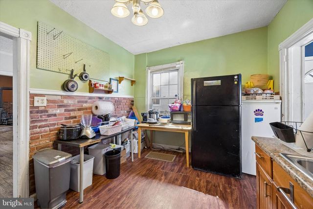 10 CHERRY ST, Willow Grove, PA 19090