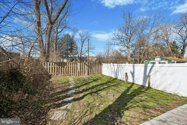 10 CHERRY ST, Willow Grove, PA 19090