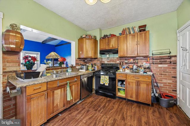 10 CHERRY ST, Willow Grove, PA 19090