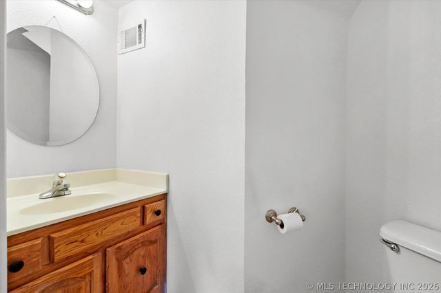 4113 W Canton Street, Broken Arrow, OK 74012