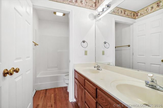 4113 W Canton Street, Broken Arrow, OK 74012