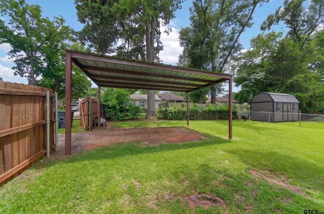 710 E Lamar, Palestine, TX 75801