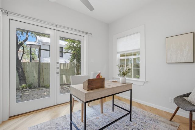 206 E 43rd ST, Austin, TX 78751
