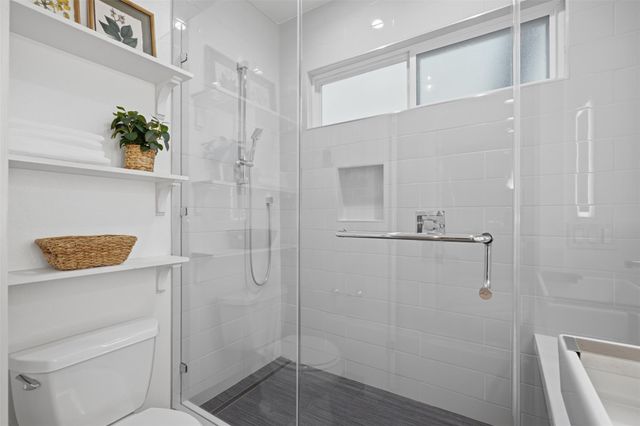 206 E 43rd ST, Austin, TX 78751
