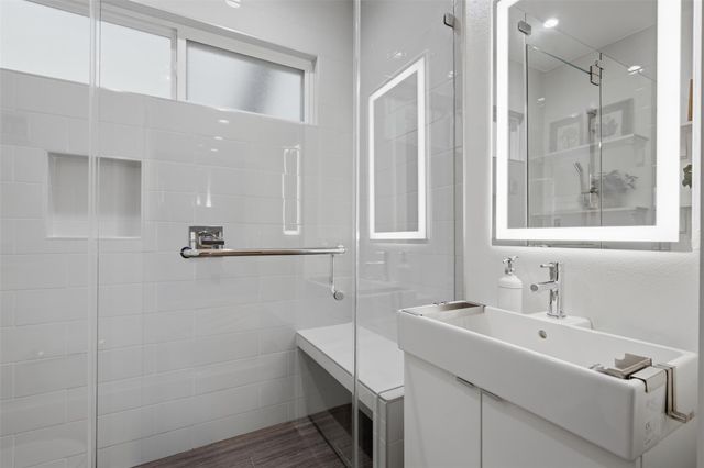 206 E 43rd ST, Austin, TX 78751