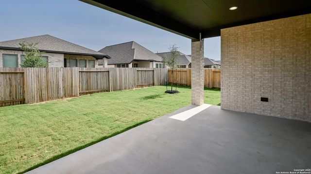 1824 Field Brook, Seguin, TX 78155