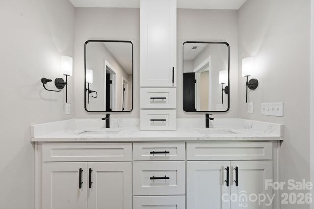 9215 Edinburg Avenue, Huntersville, NC 28078