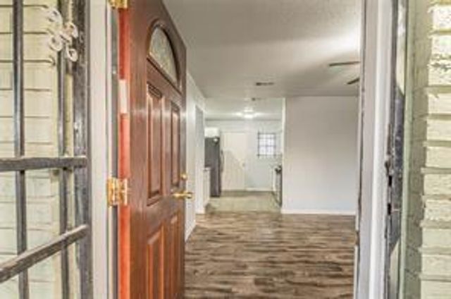 10409 Chesterfield Drive, Houston, TX 77051