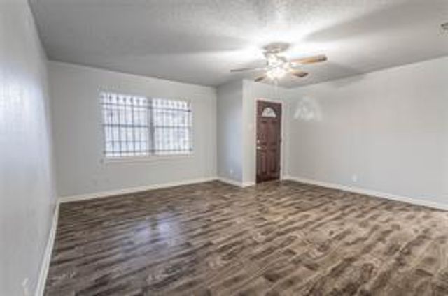 10409 Chesterfield Drive, Houston, TX 77051