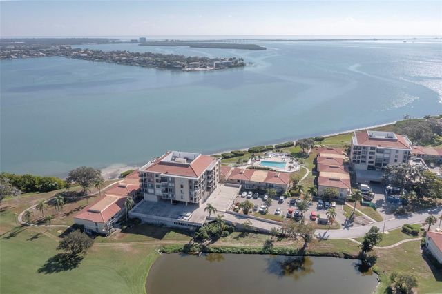 6104 PALMA DEL MAR BOULEVARD S 405, St Petersburg, FL 33715