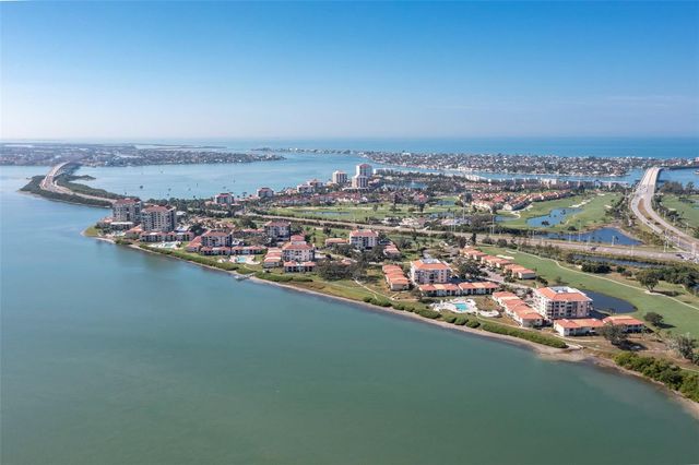 6104 PALMA DEL MAR BOULEVARD S 405, St Petersburg, FL 33715