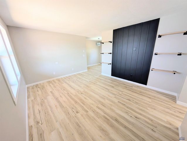 502 FALCON DR, Box Elder, SD 57719