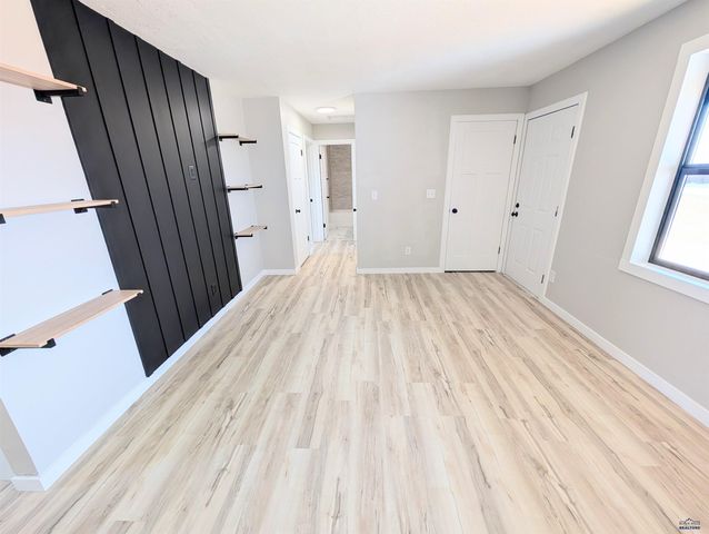 502 FALCON DR, Box Elder, SD 57719