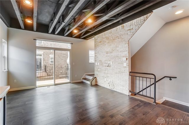 233 Brickstone Court, Dayton, OH 45402