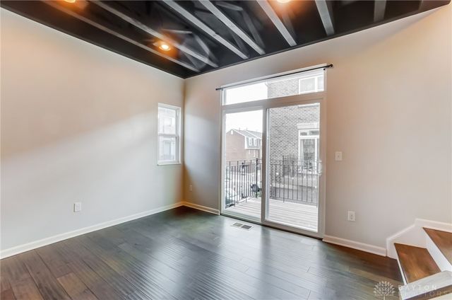 233 Brickstone Court, Dayton, OH 45402