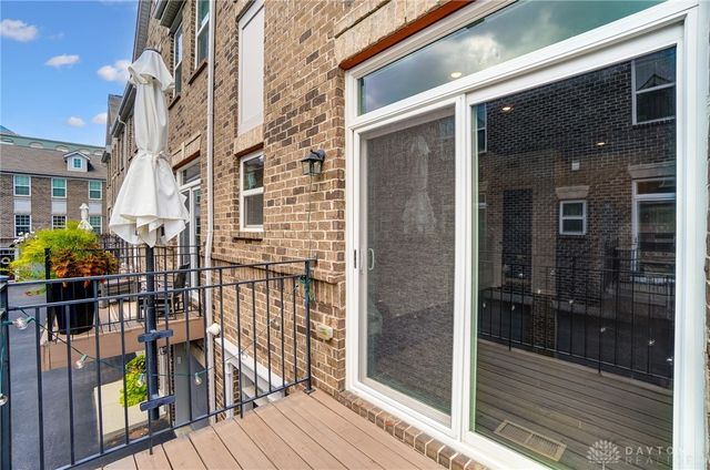 233 Brickstone Court, Dayton, OH 45402