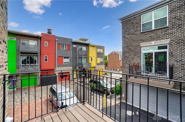 233 Brickstone Court, Dayton, OH 45402