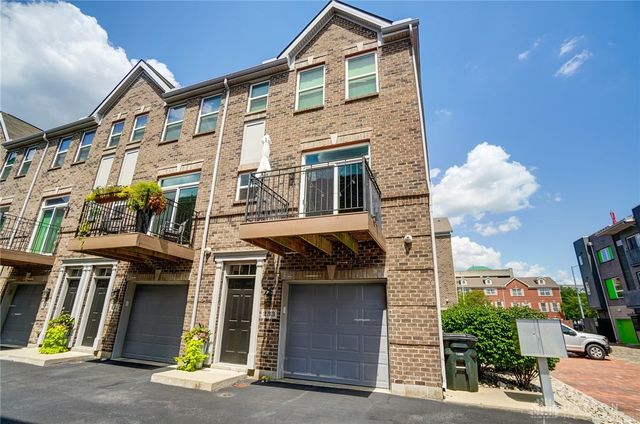 233 Brickstone Court, Dayton, OH 45402