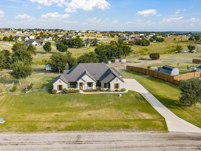 1095 Pioneer Crossing, Weatherford, TX 76088