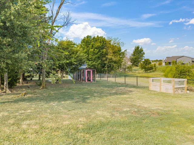 1095 Pioneer Crossing, Weatherford, TX 76088