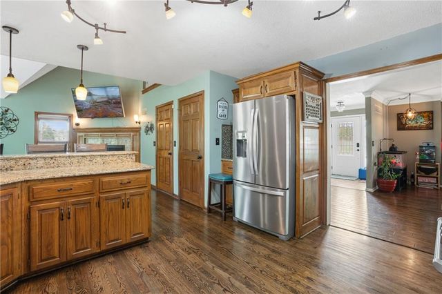 6321 NW 78 Street, Kansas City, MO 64151
