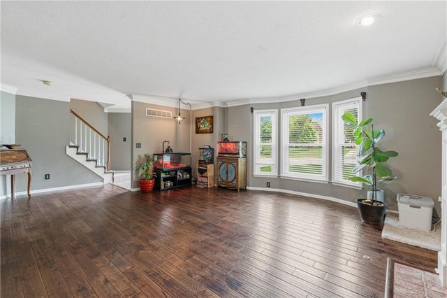 6321 NW 78 Street, Kansas City, MO 64151
