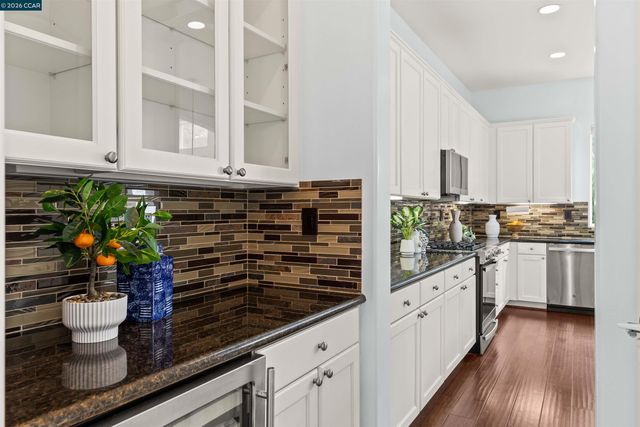 242 Prairie Way, Livermore, CA 94550