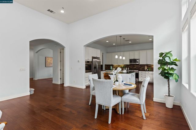 242 Prairie Way, Livermore, CA 94550