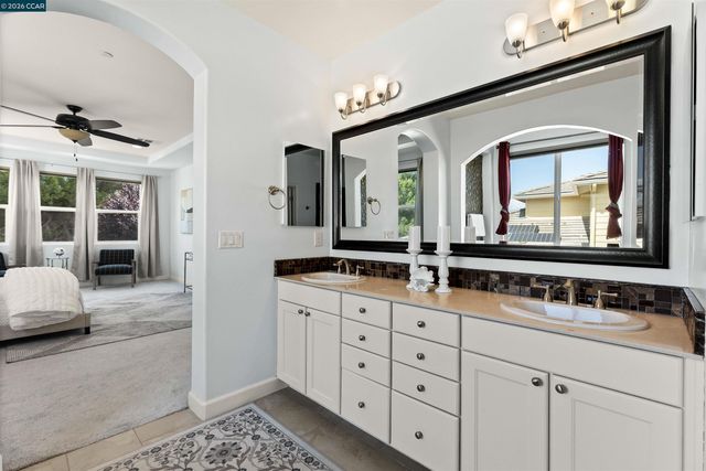242 Prairie Way, Livermore, CA 94550