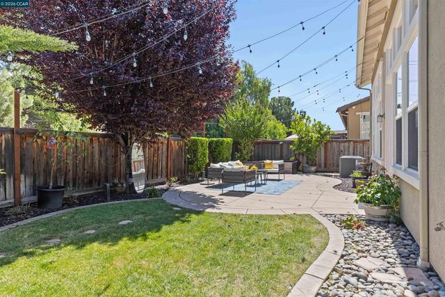 242 Prairie Way, Livermore, CA 94550