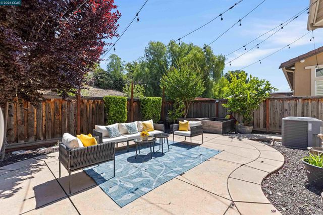242 Prairie Way, Livermore, CA 94550