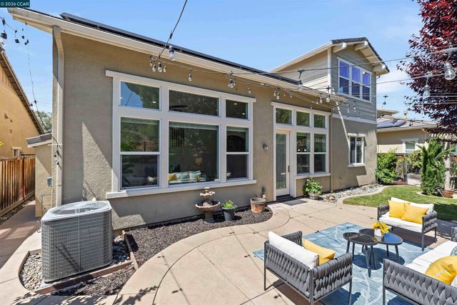 242 Prairie Way, Livermore, CA 94550