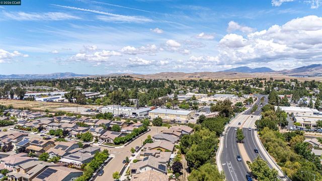 242 Prairie Way, Livermore, CA 94550
